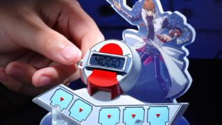 [漫画][资讯]《游戏王 怪兽之决斗》经典决斗盘与黑魔导、黑魔导女孩造型悠游卡登场